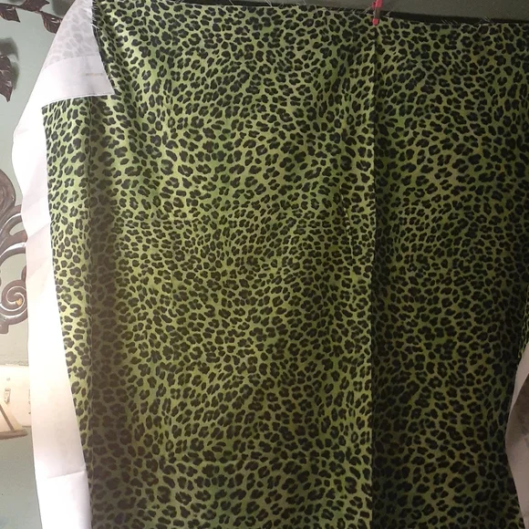 Animal print fabric - Picture 2 of 8
